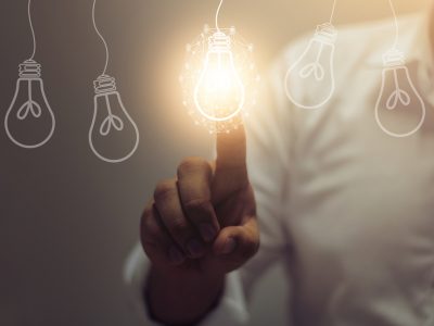 VENTE : SE CHALLENGER PAR LA CRÉATIVITÉ POUR SE DÉMARQUER